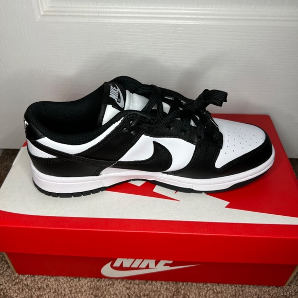 Nike Women's dunk low black and white “panda” - Picture 2 of 4